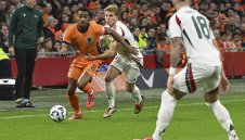 Нидерландия загуби Гравенберх