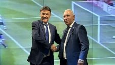 Ето защо Стоичков се прегърна и помири с Боби Михайлов