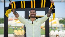 Играл с Руни подсили Ботев Пловдив