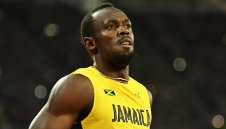 Юсейн Болт скъса ахилес в благотворителен мач + ВИДЕО