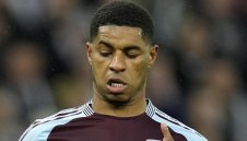 Рашфорд мина медицински прегледи в Барселона