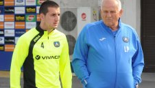 Люпко Петрович: Не знам какво се случва с новите играчи + ВИДЕО