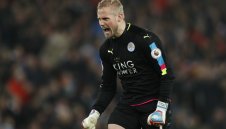 Лестър не пуска Шмайхел на "Анфийлд"