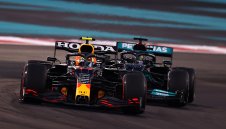 Край! Мерцедес отказа да обжалва, Макс е шампион!