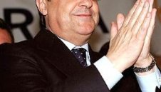 Барса: Откъде идват парите на Флорентино?