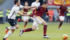 Рома даде Итурбе в Англия 