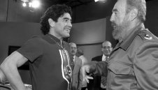 Разкриха последните думи на Марадона и причината за смъртта му