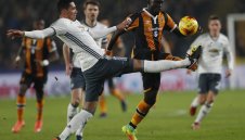 Хъл стресна Юнайтед с 2:1, но това не стигна за финал