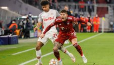 Голова машина: Дортмунд уреди новия Холанд