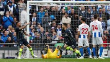 Икономичен Ман Сити стигна финал за ФА Къп