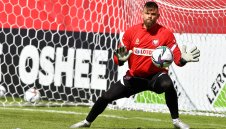 Фрапантна контузия вади вратаря на Специя от световното