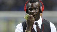 Балотели цъфна на френската ривиера