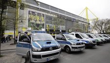 Задържаха руснак за атентата срещу Дортмунд, взривил бомбата заради €4 млн.