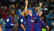 Пако измъкна Барса срещу Севиля, разликата с Реал набъбна на 11 точки + ВИДЕО