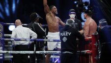 Промоутър провалил боя между Джошуа и Фюри