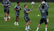 Тони Кроос разплака Германия