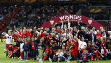 Нападател на Челси пред подпис със Севиля