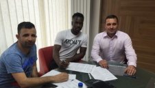 Левски си заплю френски ас на Верея