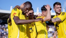 Редят се на опашка! Три клуба от една и съща държава искат звезда на Левски