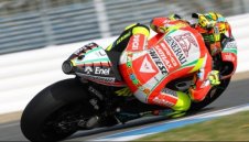 Валентино Роси се пробуди на “Херес”
