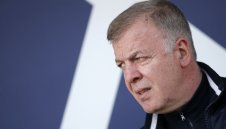 Левски вдига тавана на заплатите