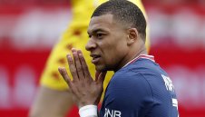 Мбапе се завръща за Франция