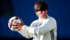 Босът на германския футбол: Готов съм на мига да преподпиша с Льов