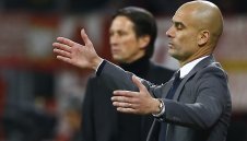 Гуардиола и треньорът на Байер в спор за червения картон на Чаби