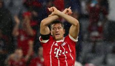 Задава ли се скандал в Байерн? Левандовски разкритикува шефовете си