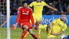 Чех минава прегледи в Арсенал