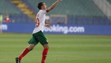 Георги Дерменджиев ще връща Ивелин Попов в националния отбор