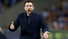 Спрягат и името на Ди Франческо за нов треньор на Милан