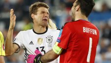 Буфон отказа Мюлер от дузпите