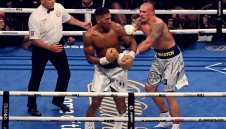 Джошуа не е виждал с едното око от 9-ия рунд, вече мисли за реванш