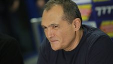 Васил Божков се страхува да се върне в България, намира се в страна от Балканите