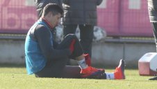 Байерн трепери - Левандовски се хвана за коляното!