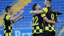 От Ботев (Пд) скочиха: Играем в едно и също първенство, но с различни правила