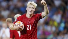 Ман Юнайтед с първа официална оферта за Расмус