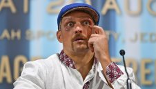 Усик каза още колко битки ще има преди да се пенсионира