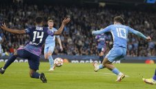 Джак Грийлиш се нареди до Уейн Руни