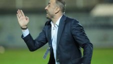 Треснаха Кмета в кипърското дерби