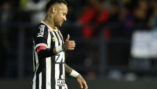 Бивша на Неймар се пусна в еротичен сайт + СНИМКИ