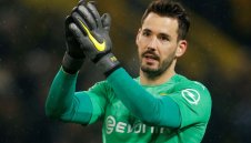 Вратарят на Дортмунд призна: Ние сме страхливци! Майнц ни разиграваше на нашия стадион