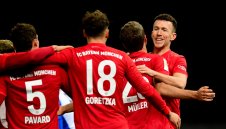 Безмилостен Байерн започна годината с гръмка победа в Берлин