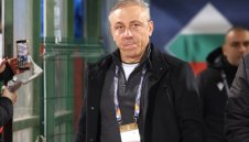 Илиан Илиев скочи на ПФЛ: Не е нормално да играем с Левски в 15 ч.