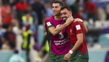 Забравете "Божията ръка" на Марадона! Сега на мода е "Косата на Бога" + СНИМКИ 