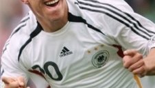 Избраха Подолски за най-добър млад играч