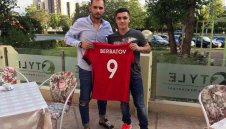 Нападател на Локо Пловдив подписа с Шефилд Уензди