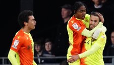 Нотингам натисна здраво Борнемут  в битката за Висшата лига