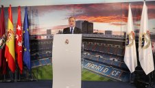 Как Фиго превърна Флорентино в Императора на Мадрид